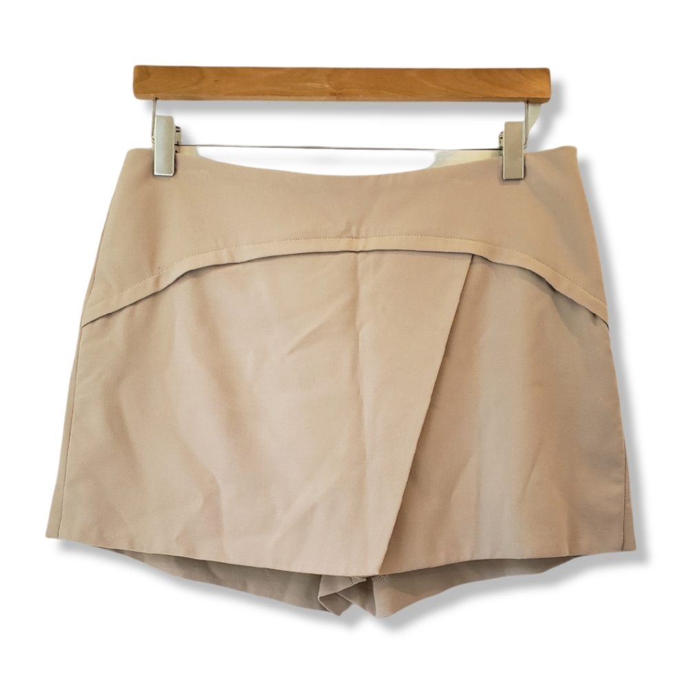 BCBGMAXAZRIA Khaki Mini Skort